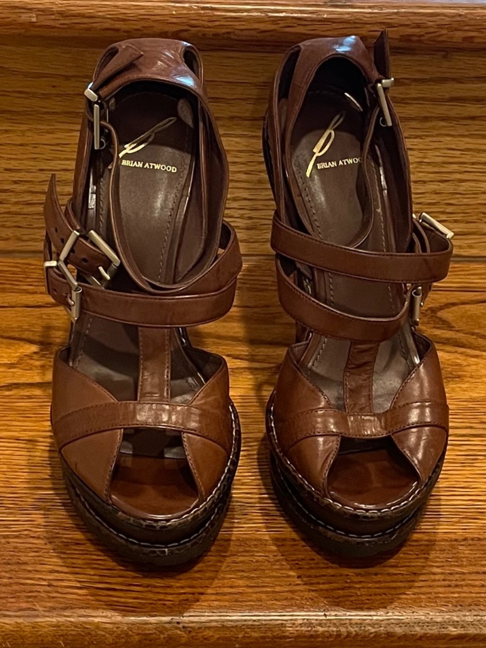 Brian Atwood Brown Leather Gold Trim Strappy Platform Sandals 6 - Picture 2 of 7